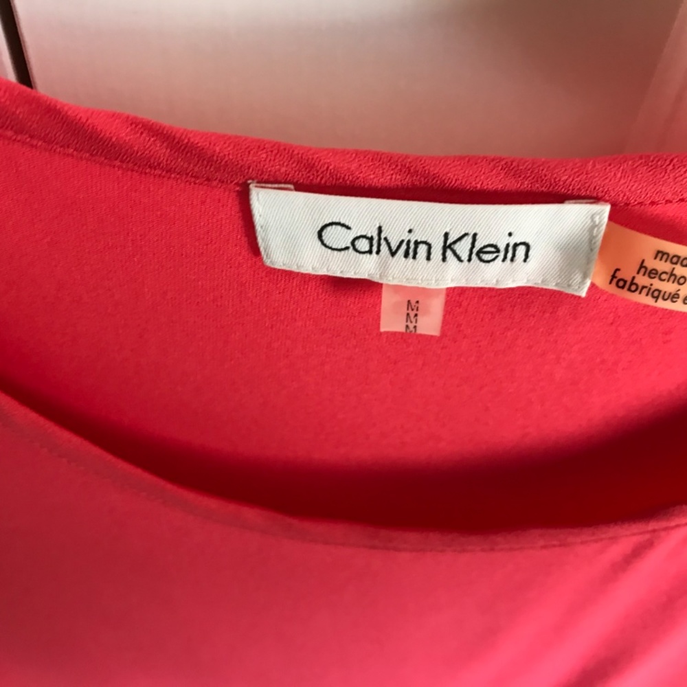 Calvin Klein Tee - Picture 2 of 2